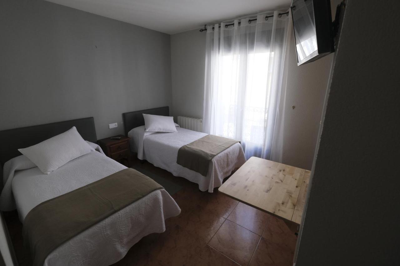 Hostal Restaurante Goya Piedrahíta Buitenkant foto