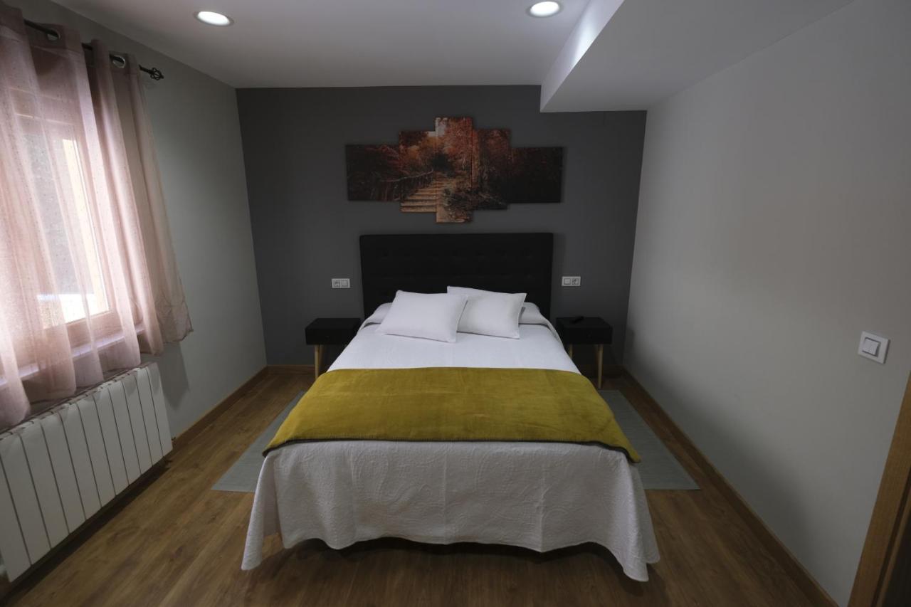 Hostal Restaurante Goya Piedrahíta Buitenkant foto