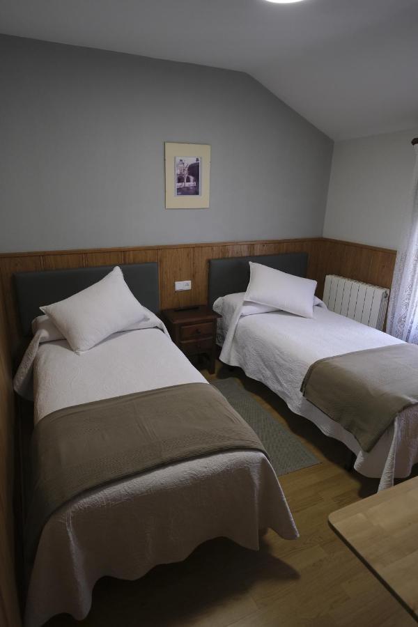 Hostal Restaurante Goya Piedrahíta Buitenkant foto