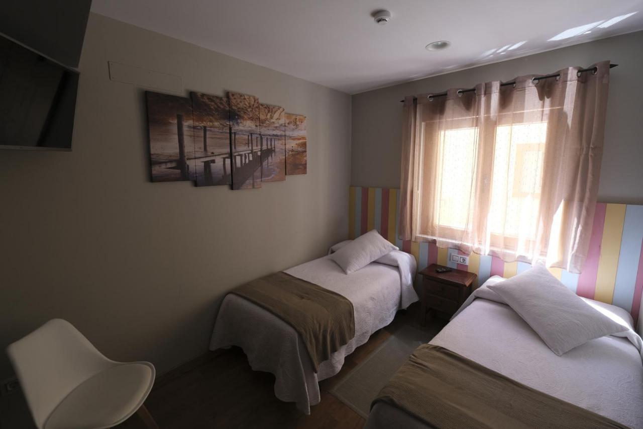 Hostal Restaurante Goya Piedrahíta Buitenkant foto